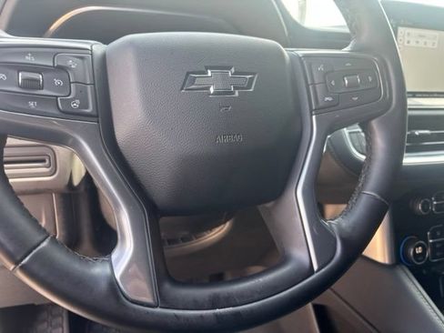 Used 2023 Chevrolet Tahoe Z71 w/ Luxury Package AWD/4WD image 24