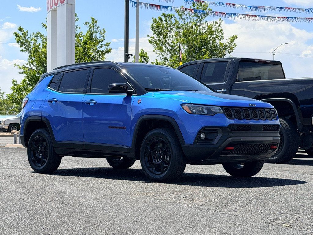 Used 2023 Jeep Compass Trailhawk AWD/4WD image 46