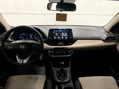 Used 2020 Hyundai Elantra GT FWD image 20