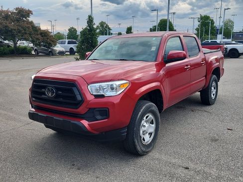 Used 2023 Toyota Tacoma SR AWD/4WD image 3