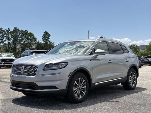 Used 2023 Lincoln Nautilus AWD w/ Premium Package image 8