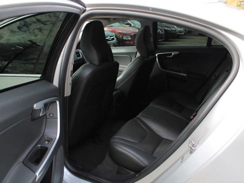 Used 2015 Volvo S60 T5 Premier image 26
