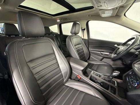 Used 2019 Ford Escape SEL FWD image 32