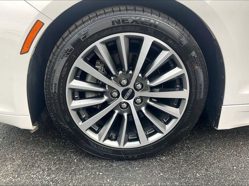 Used 2019 Lincoln MKZ Premiere FWD image 8