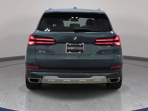 Certified 2024 BMW X5 xDrive40i w/ Premium Package AWD/4WD image 6