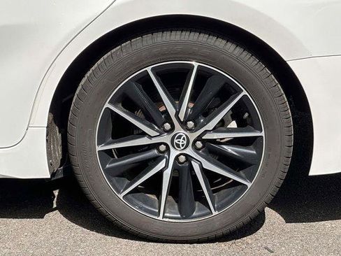 Used 2024 Toyota Camry SE FWD image 12
