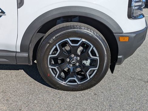 New 2025 Ford Bronco Sport Outer Banks image 17