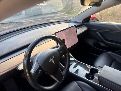 Used 2018 Tesla Model 3 Long Range AWD/4WD image 9