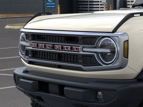 New 2026 Ford Bronco Outer Banks w/ Sasquatch Package AWD/4WD image 19
