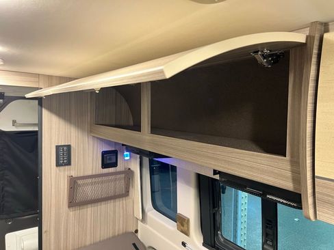 Used 2021 RAM ProMaster 3500 w/ Convenience Group image 33