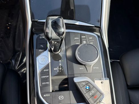 Used 2019 BMW 330i Sedan w/ Convenience Package RWD image 25