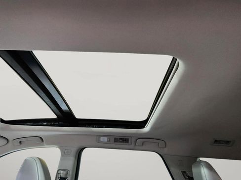 Used 2024 Nissan Pathfinder SL w/ SL Premium Package image 34