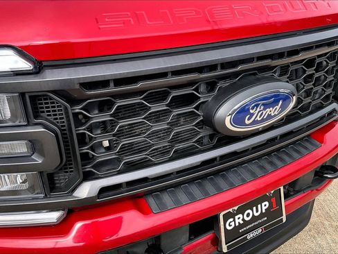 Used 2024 Ford F250 Lariat w/ Sport Appearance Package AWD/4WD image 30