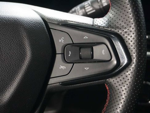 Certified 2024 Chevrolet Trax RS w/ Sunroof Package image 24