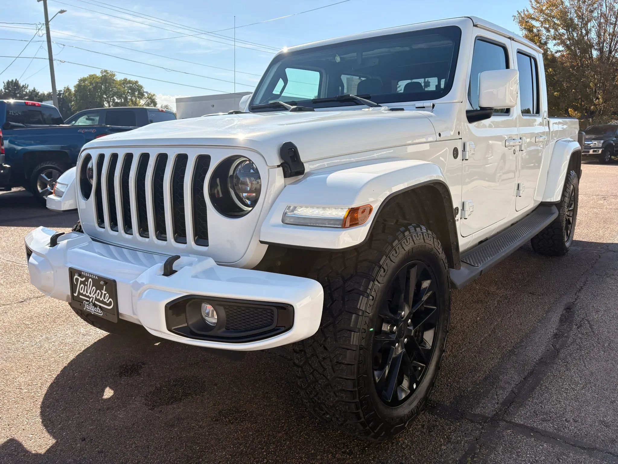 Used 2023 Jeep Gladiator Overland AWD/4WD image 4