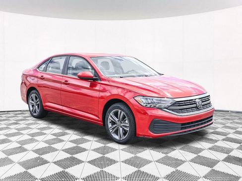 Certified 2023 Volkswagen Jetta SE FWD image 10