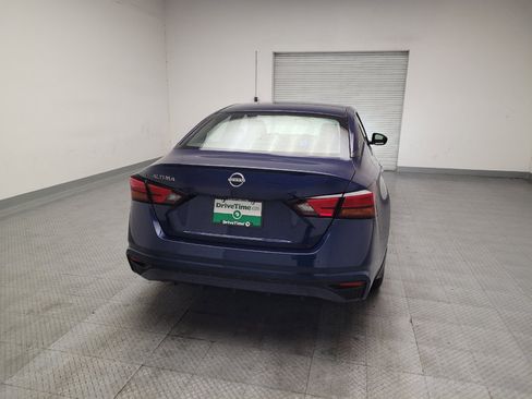 Used 2024 Nissan Altima 2.5 S FWD image 7