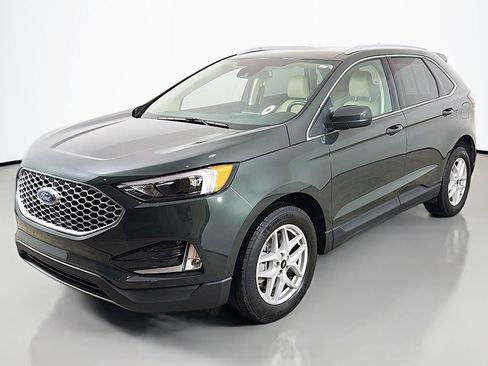 Used 2024 Ford Edge SEL w/ Convenience Package image 6