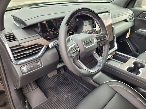 New 2026 GMC Acadia Denali w/ Super Cruise Package FWD image 20