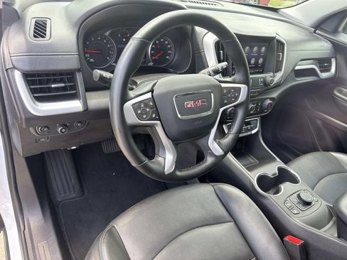Used 2024 GMC Terrain SLT w/ Elevation Edition image 16