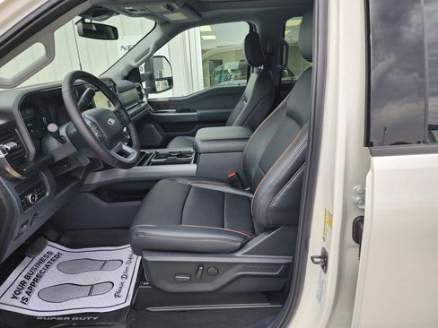 New 2026 Ford F350 Lariat w/ FX4 Off-Road Package image 10