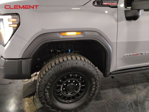 Used 2024 GMC Sierra 2500 AT4X w/ AT4X AEV Edition image 37