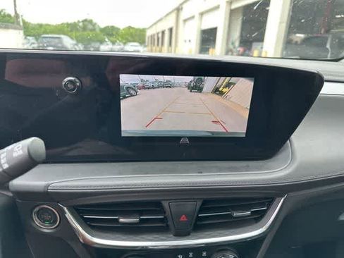 Used 2025 Buick Encore GX Sport Touring w/ Comfort Package FWD image 9