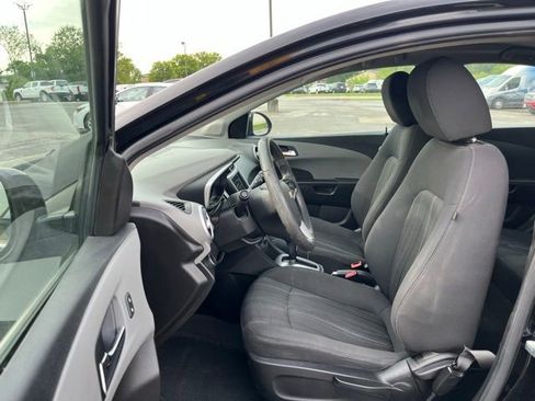 Used 2019 Chevrolet Sonic LT FWD image 14