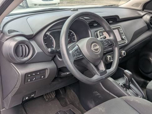 Used 2024 Nissan Kicks S FWD image 36