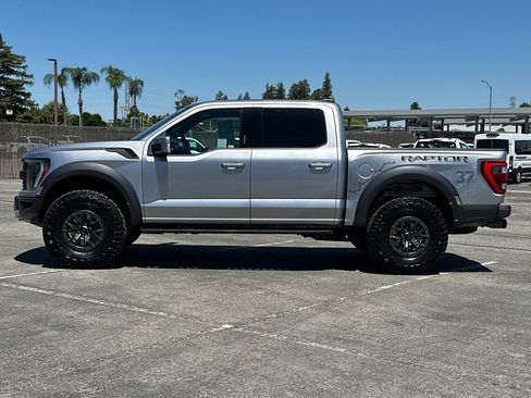 Certified 2021 Ford F150 Raptor w/ Raptor 37 Performance Package AWD/4WD image 6