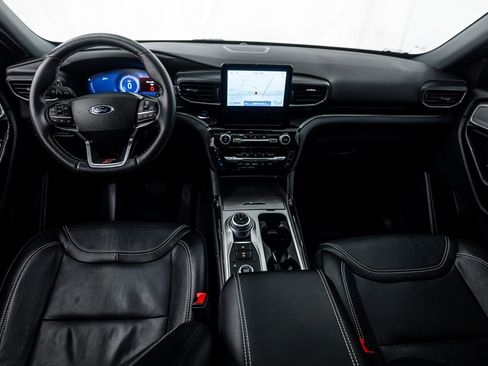 Used 2022 Ford Explorer ST w/ Equipment Group 401A image 8