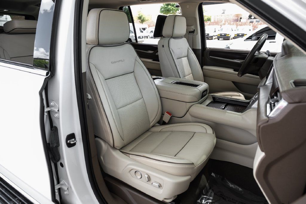 Used 2021 GMC Yukon XL Denali w/ Denali Premium Package RWD image 37