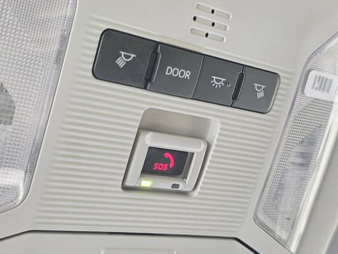 Certified 2024 Toyota RAV4 LE image 29