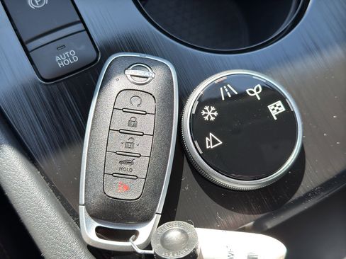 New 2026 Nissan Rogue SV image 36