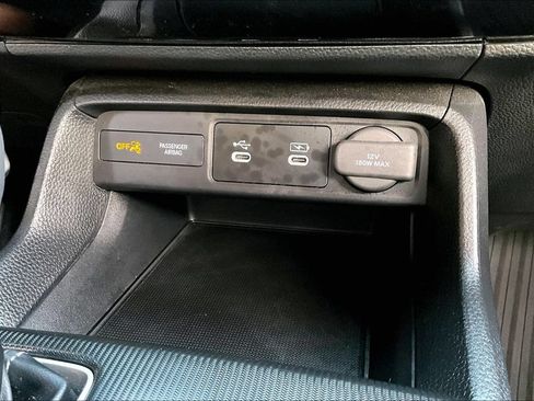 Used 2025 Honda Civic Sport image 16