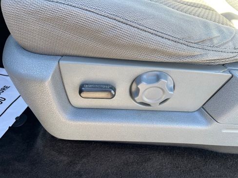 Used 2014 Ford F150 XLT w/ XLT Chrome Package image 22