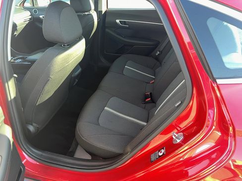 Used 2021 Hyundai Sonata SE image 10