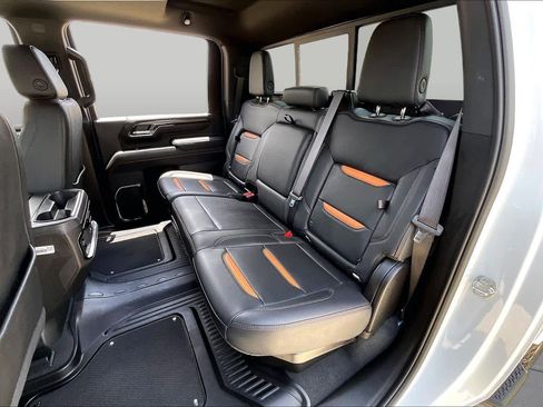 Used 2025 GMC Sierra 2500 AT4 w/ AT4 Premium Plus Package AWD/4WD image 21