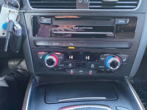 Used 2015 Audi Q5 2.0T Premium Plus w/ Technology Package image 12