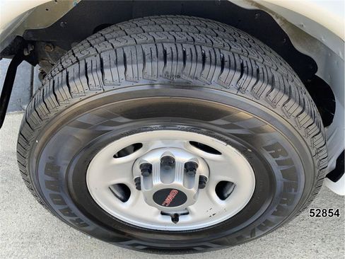 Used 2015 GMC Savana 3500 RWD image 20