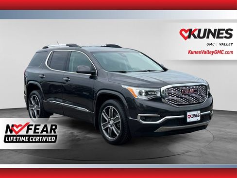 Used 2017 GMC Acadia Denali w/ Technology Package AWD/4WD image 1