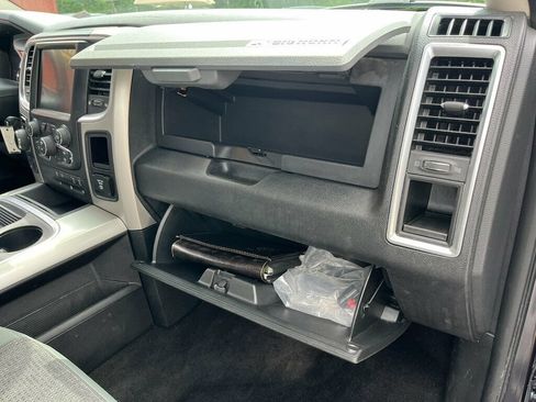 Used 2017 RAM 1500 Big Horn AWD/4WD image 30