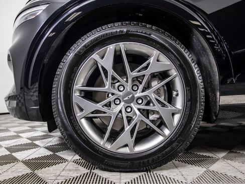 Used 2025 Genesis GV70 2.5T AWD/4WD image 40