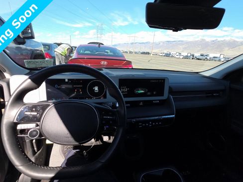 Used 2024 Hyundai Ioniq 5 Limited image 9