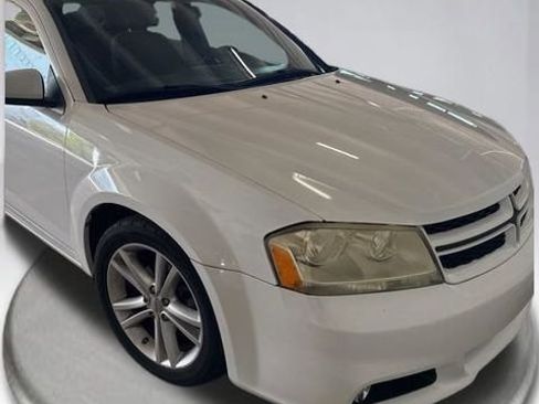 Used 2013 Dodge Avenger SXT w/ Rallye Appearance Group image 8