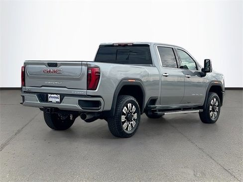 New 2026 GMC Sierra 2500 Denali w/ Denali Reserve Package image 4