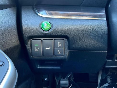 Used 2016 Honda CR-V Touring image 28