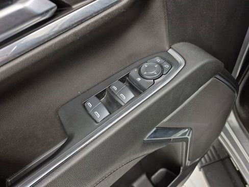 Used 2024 Chevrolet Silverado 1500 LT image 24