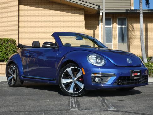 Used 2014 Volkswagen Beetle R-Line image 5