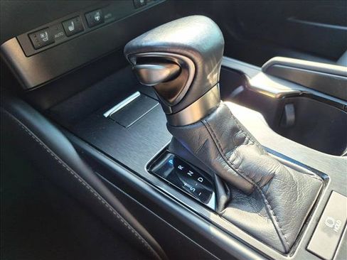 Used 2023 Lexus ES 350 w/ Premium Package FWD image 12